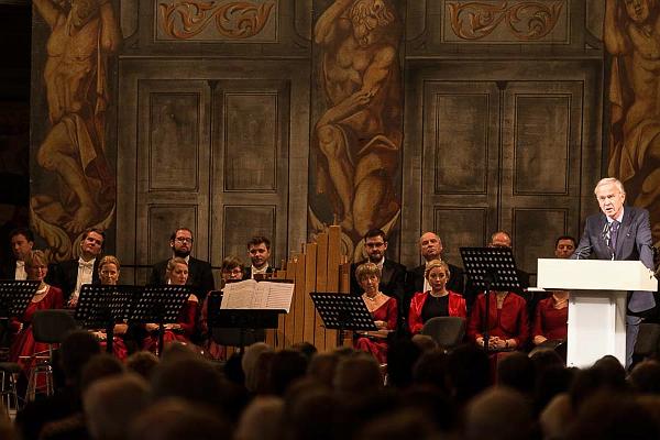 2016-11-14 19-04-38 01  - Kopie.jpg - Festakt zumn Gedenken an den 300 Todestag von Gottfried Wilhelm Leibniz  am 14.11.2016 in Hannover (Niedersachsen). Foto: Ulrich Stamm/Stadtreporter.deNur redaktionelle Verwendung-Foto ist honorarpflichtig- Belegexemplar erbeten!